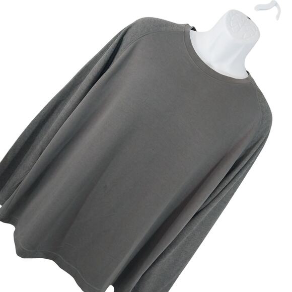 JOSEPH A. BANK! SILKY SOFT, DRAPEY SILVER GRAY LONG SLEEVE POLO SHIRT! SZ L - Picture 1 of 9